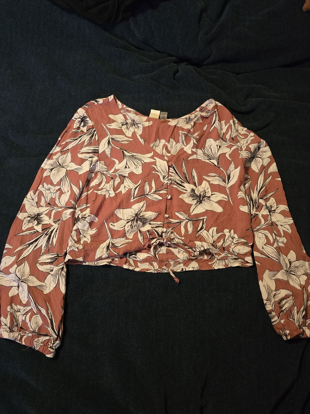 Roxy Floral Long Sleeve Button-Front Crop Top Red / Rust Size XS / US 4